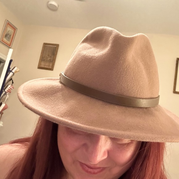 Free People Accessories - Preloved Free People Hat